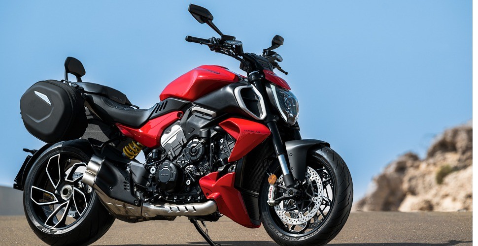 Diavel V4 Accessories
