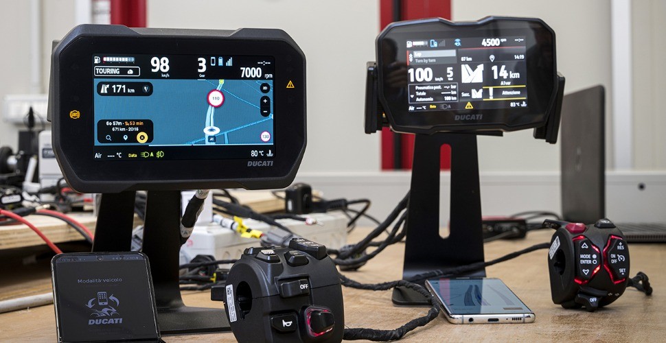 Electronic innovation, the Ducati way