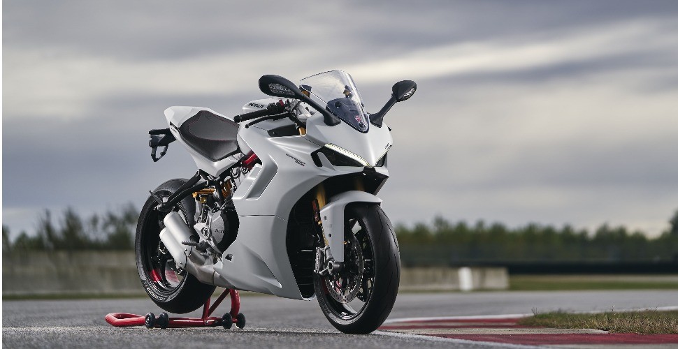 Supersport 950 S White